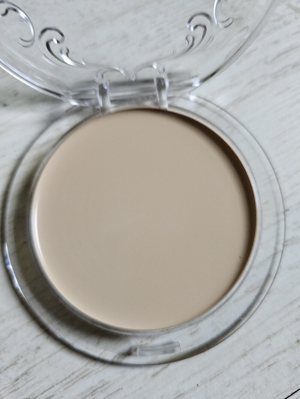 Kat Von D Beauty Good Apple Foundation Balm Light 006